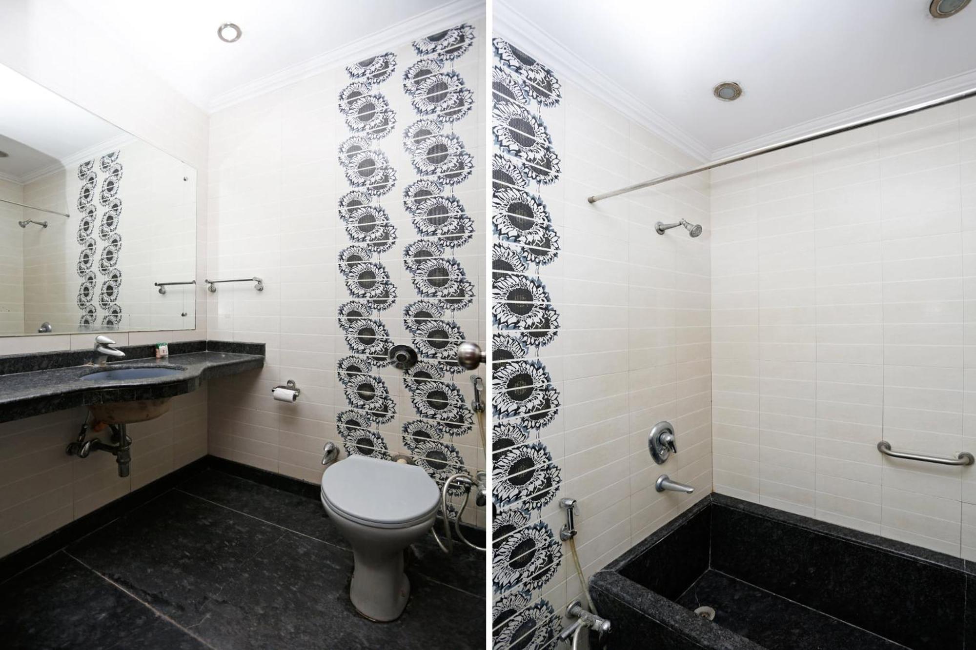 Hotel O Mid Town Дели Экстерьер фото