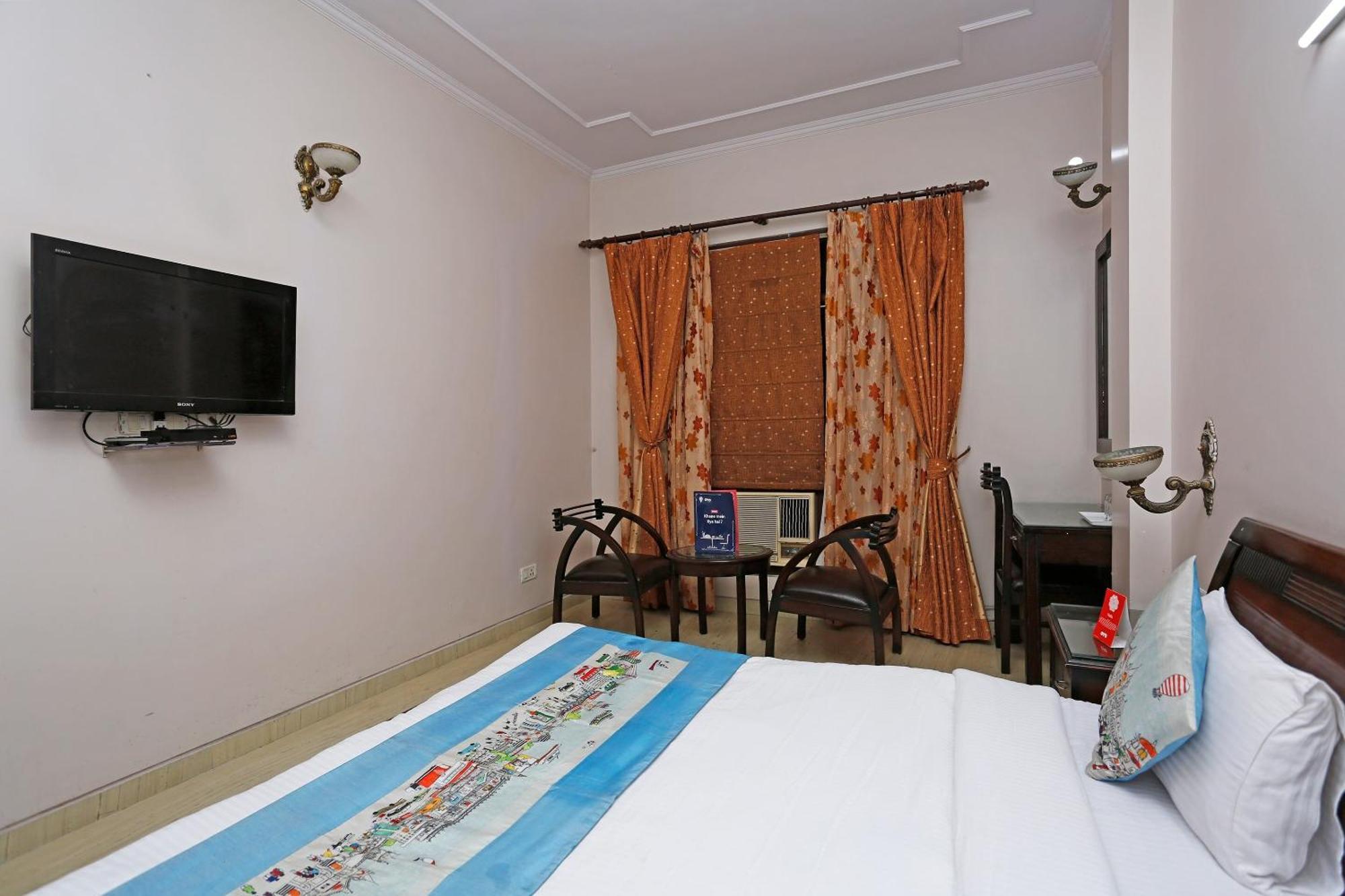Hotel O Mid Town Дели Экстерьер фото