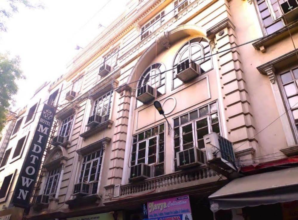 Hotel O Mid Town Дели Экстерьер фото